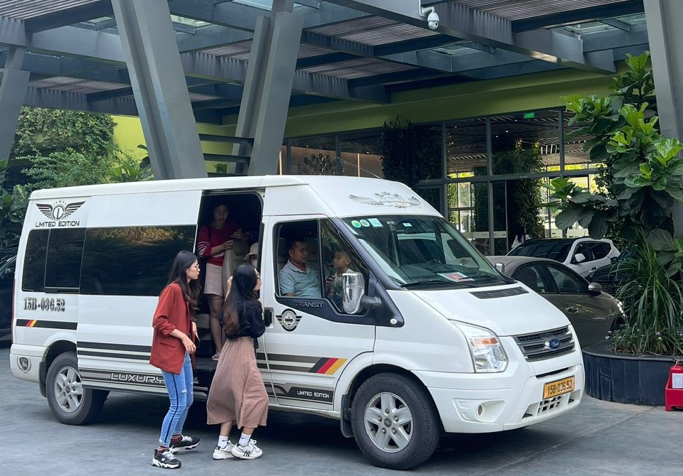 Kinh nghiệm thuê xe du lịch mà không phải ai cũng biết